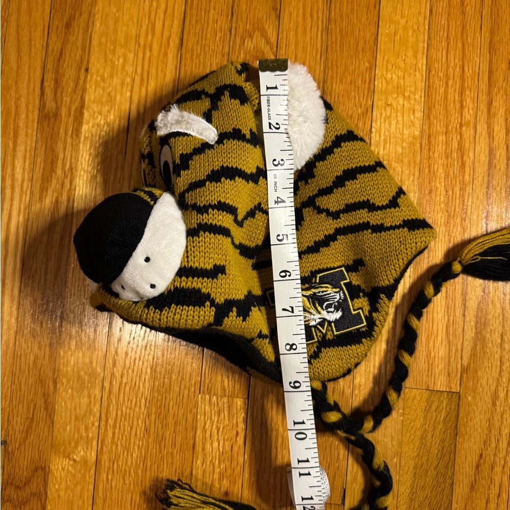 Zoozats Mizzou Tiger Beanie Ear Flaps + Tassels - Picture 5 of 6